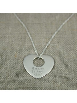 Collier cœur gravé monté sur chaîne